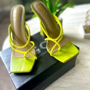Size 7 lime green heels